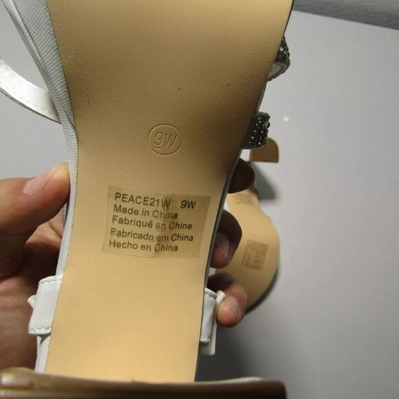 NEW GALINA Signature Peace Satin and Crystal Platform Heels Women's Size 9 - Picture 7 of 7